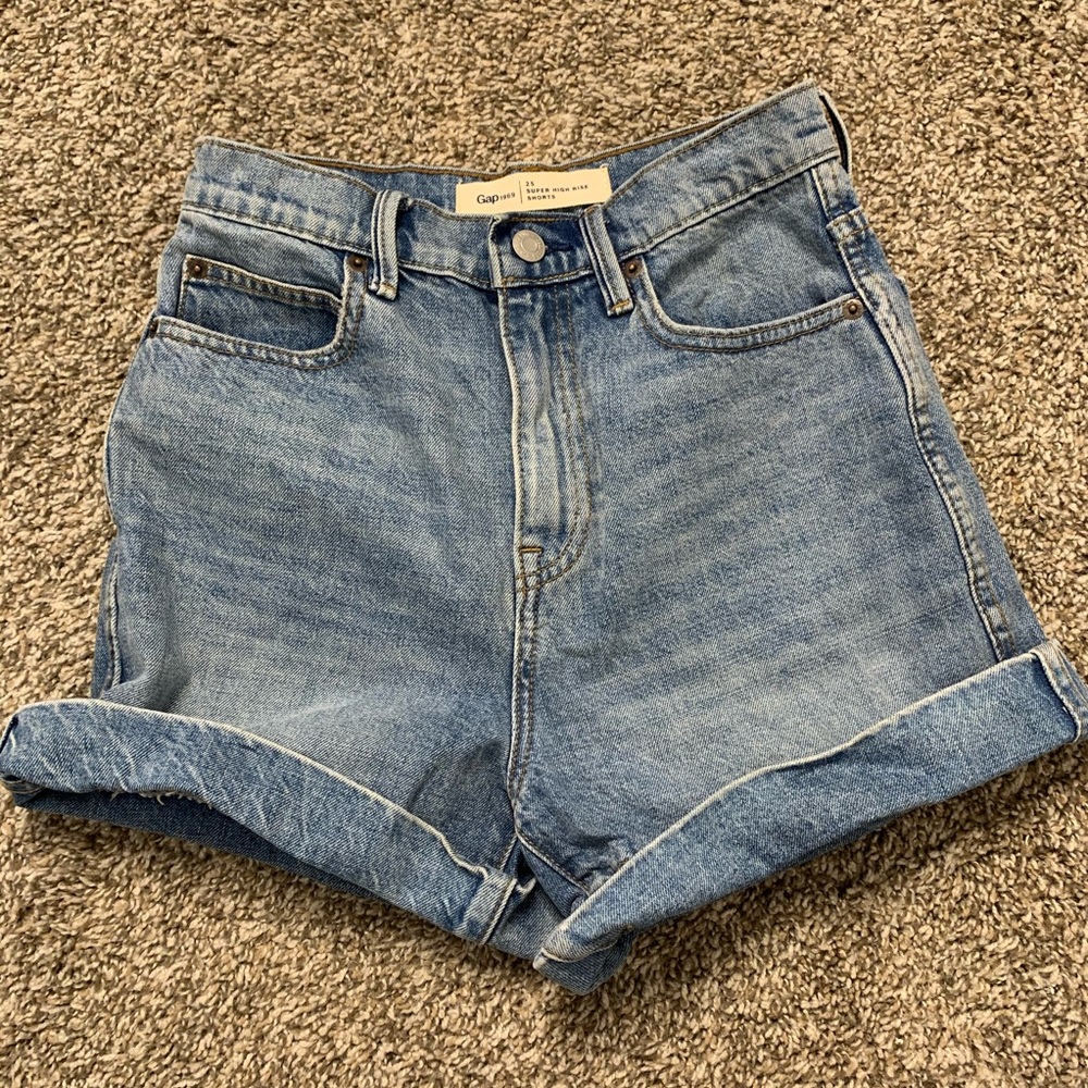 Gap super high rise shorts